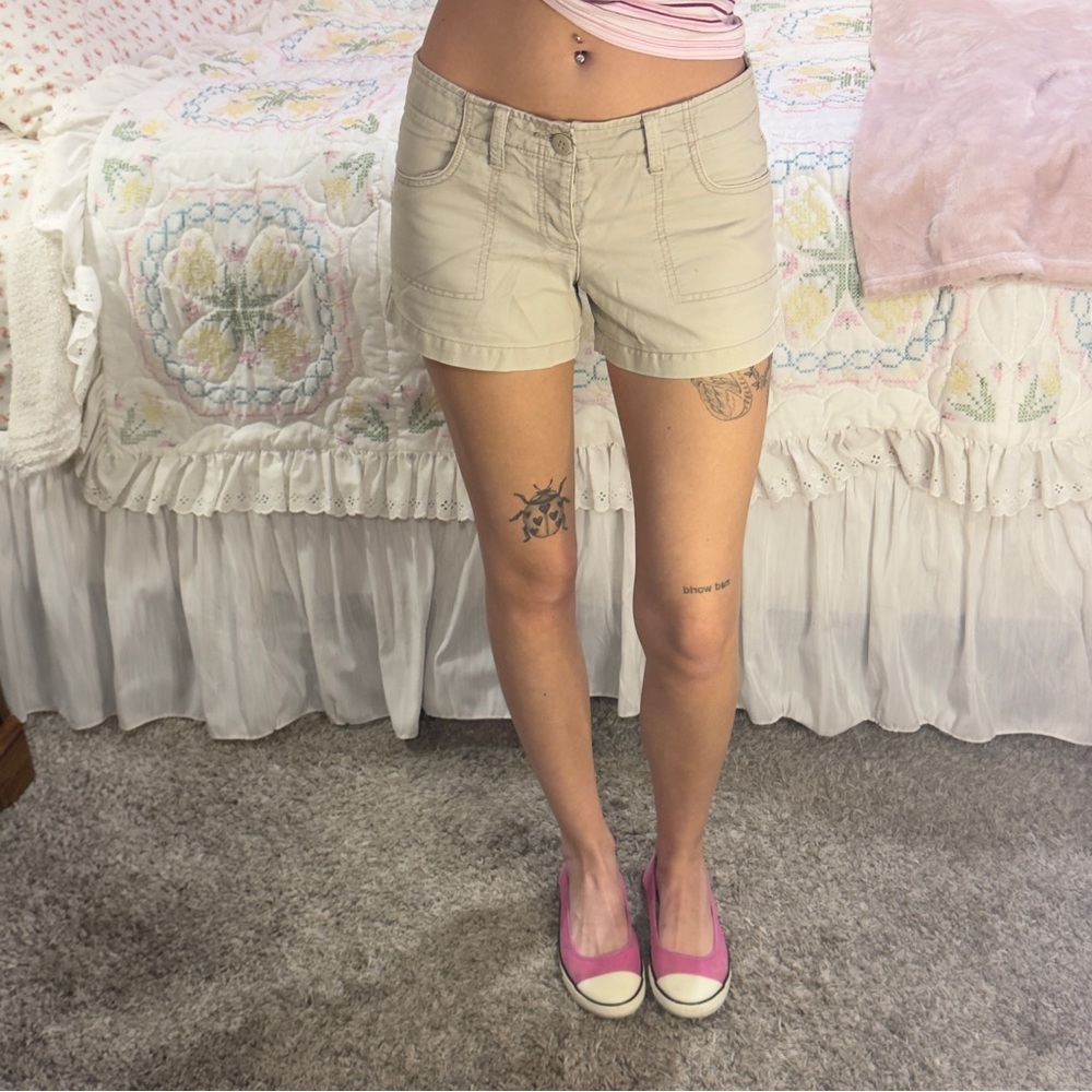 Y2K Lowrise Women's Tan Shorts